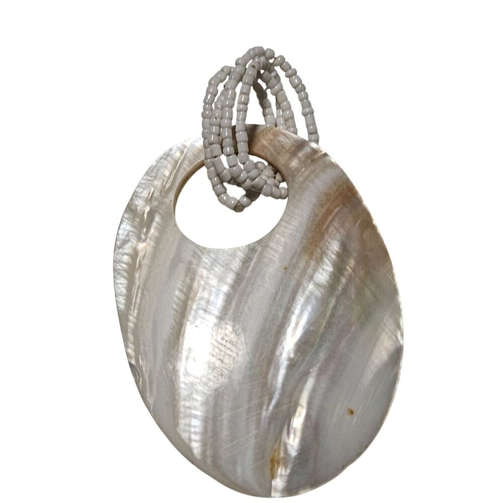 Elegant Mother Of Pearl Pendant Beaded Loop Design Shell Beach Fashion Jewelry
